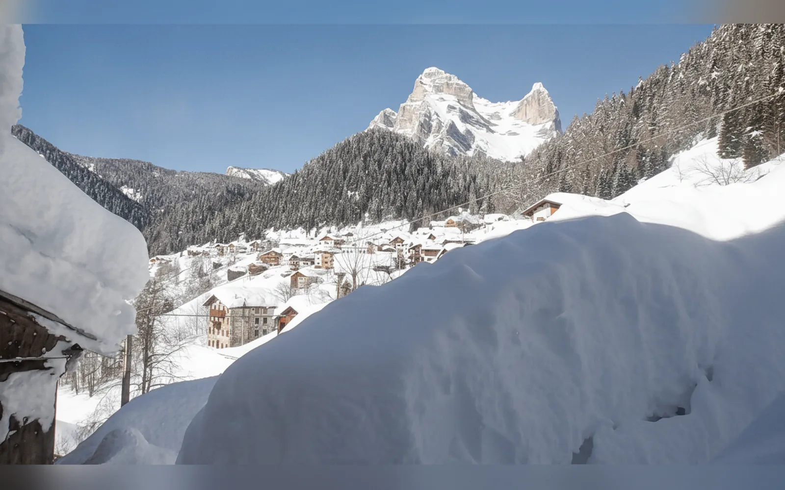 Esterni di Casa Sagui, Zoppè di Cadore (Belluno) (foto 3)