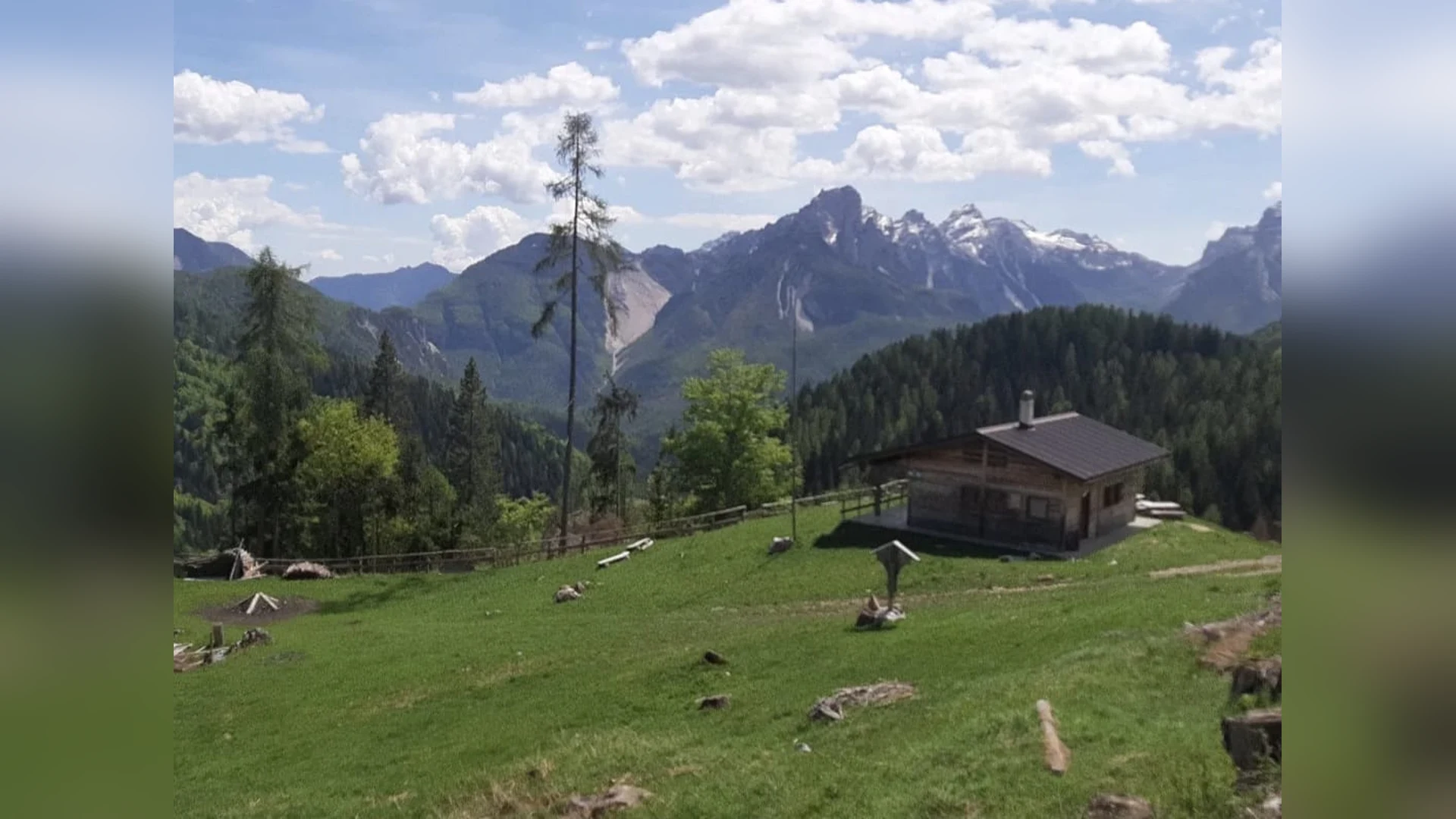 Esterni di Casa Sagui, Zoppè di Cadore (Belluno) (foto 37)