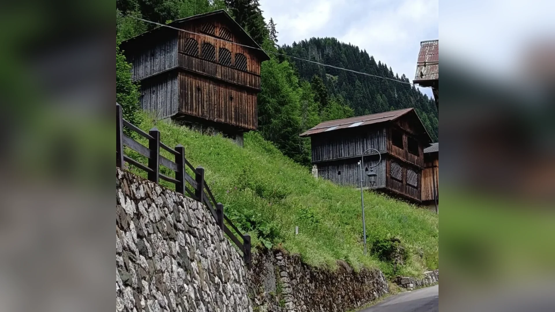 Esterni di Casa Sagui, Zoppè di Cadore (Belluno) (foto 64)